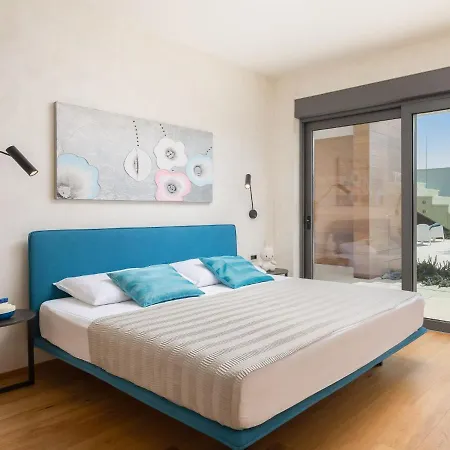 Old Olive Vii فودنيان